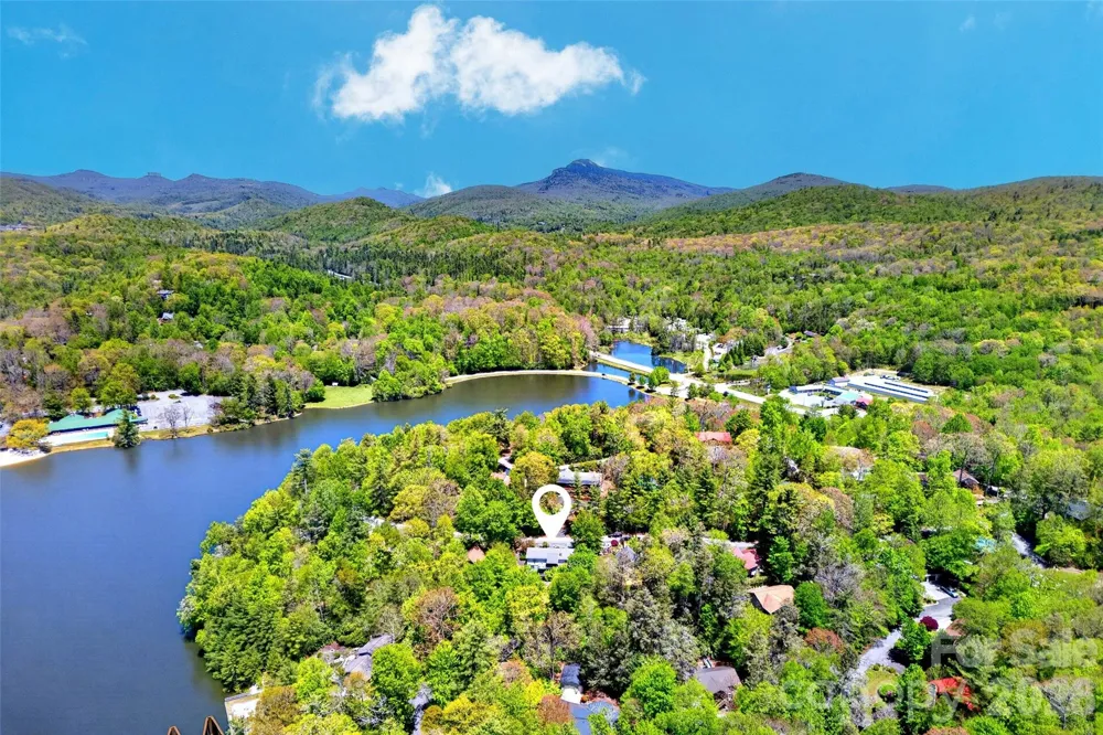 334 Harbor Lake Road Newland, NC 28657