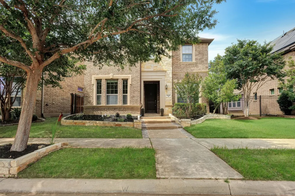 3625 Plum Vista Place Arlington, TX 76005