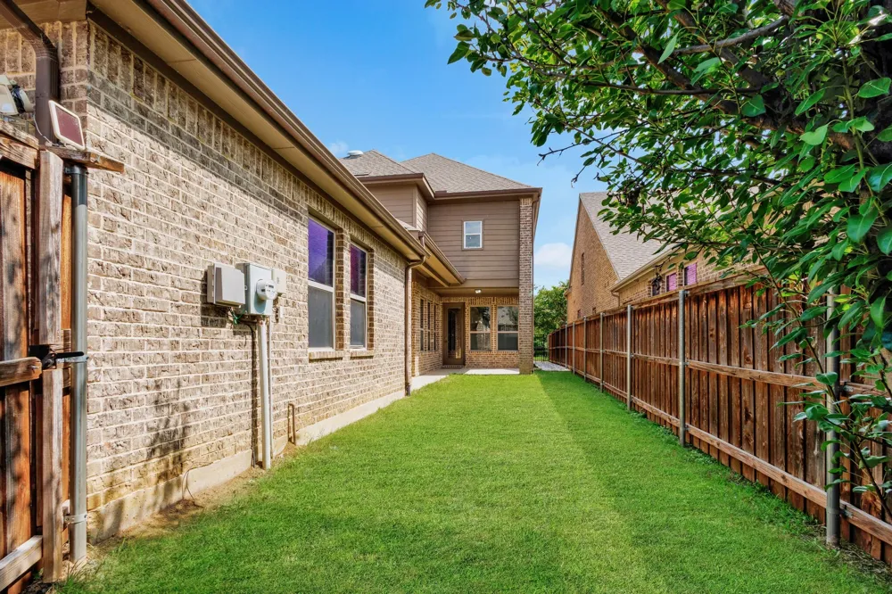 3625 Plum Vista Place Arlington, TX 76005