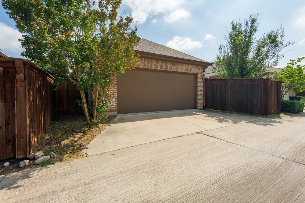 3625 Plum Vista Place Arlington, TX 76005
