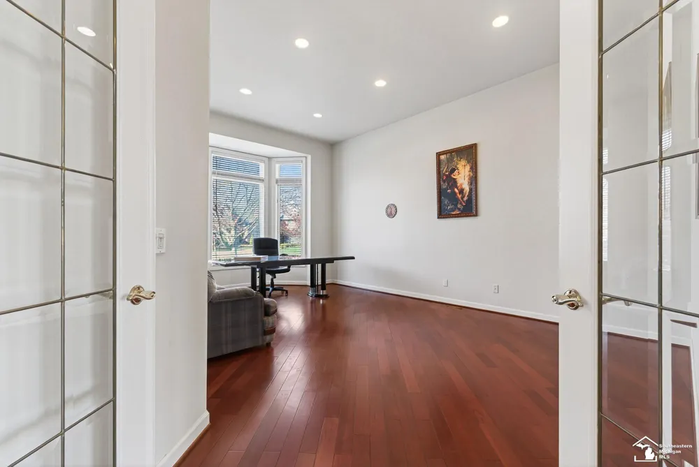 4592 Forestview Drive West Bloomfield Charter Township, MI 48322