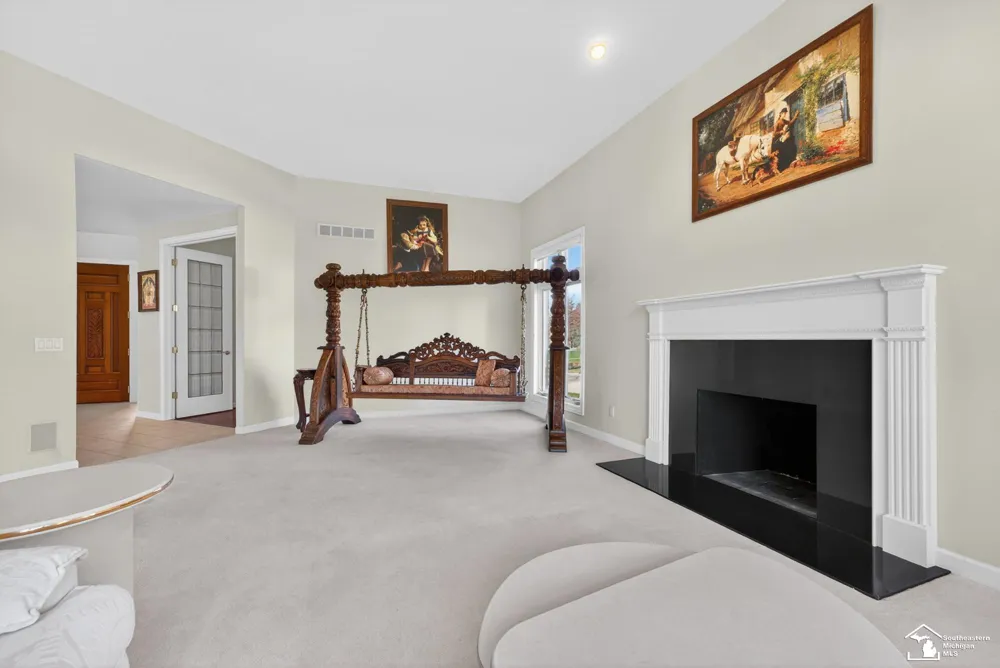 4592 Forestview Drive West Bloomfield Charter Township, MI 48322