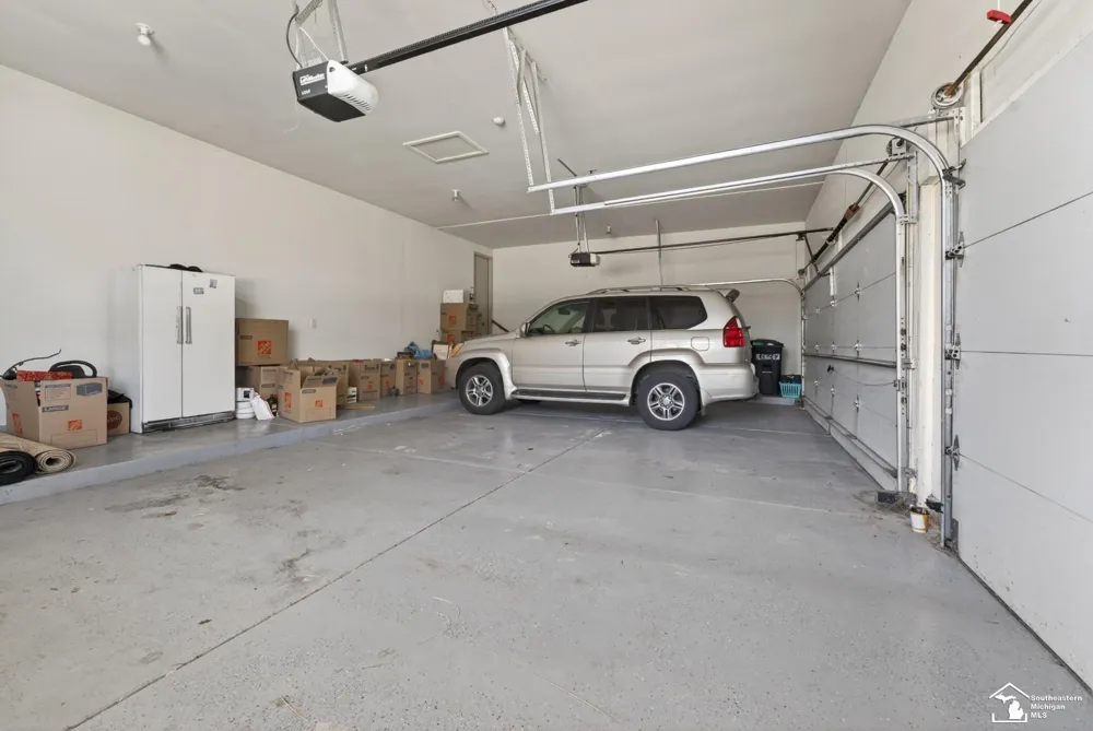 4592 Forestview Drive West Bloomfield Charter Township, MI 48322