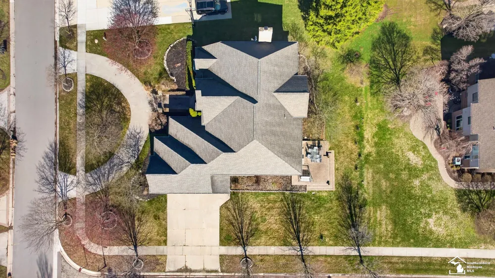 4592 Forestview Drive West Bloomfield Charter Township, MI 48322