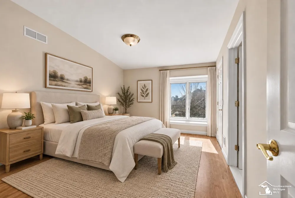 4592 Forestview Drive West Bloomfield Charter Township, MI 48322