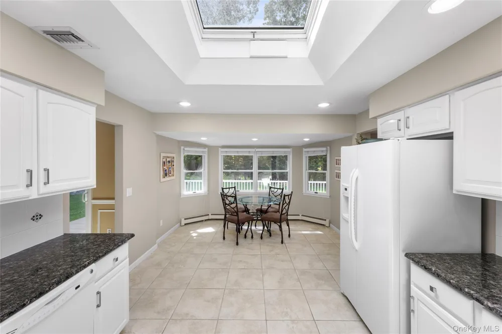 22 Partridge Court Miller Place, NY 11764