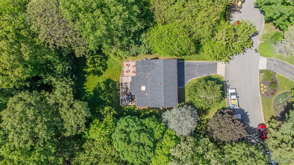 22 Partridge Court Miller Place, NY 11764