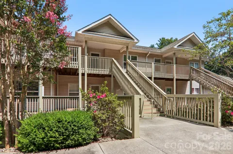 515 Carrington Place #515