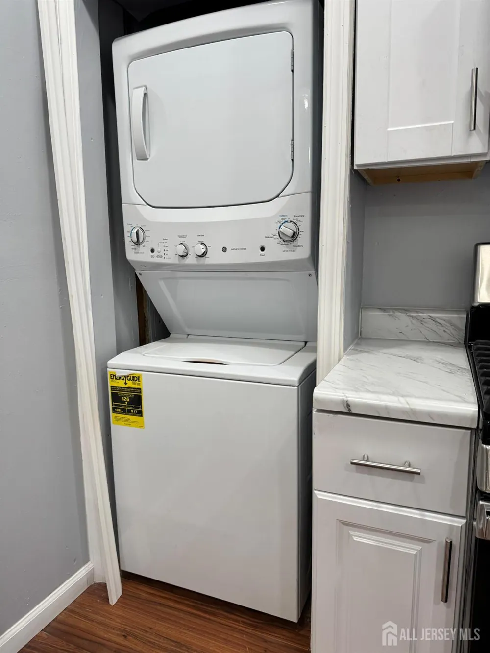 51 POE AVENUE #3 Newark, NJ 07106