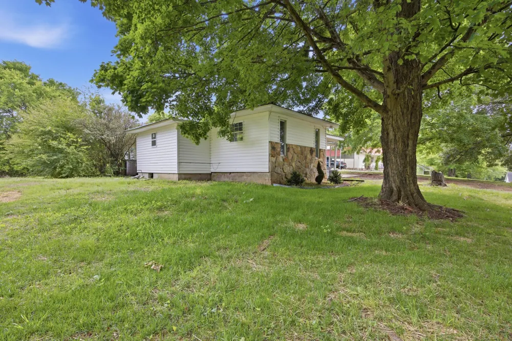 223 Elm Street Whitwell, TN 37397