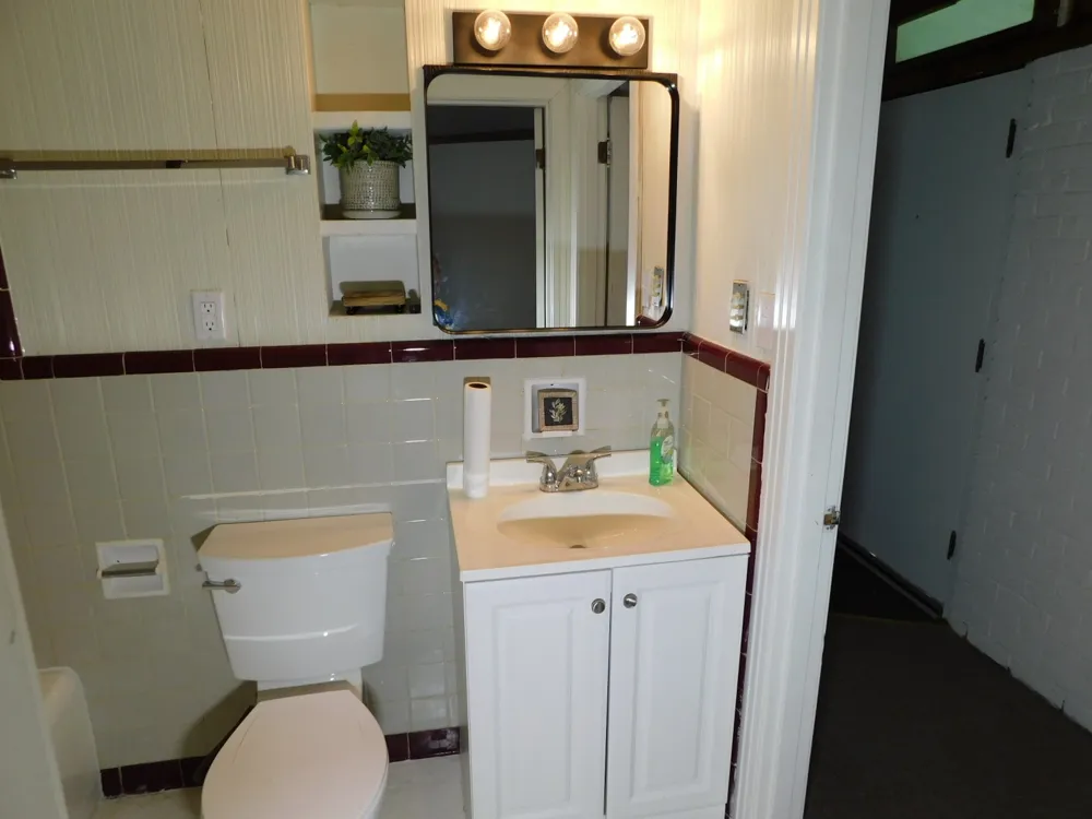 300 S Main Street Springhill, LA 71075