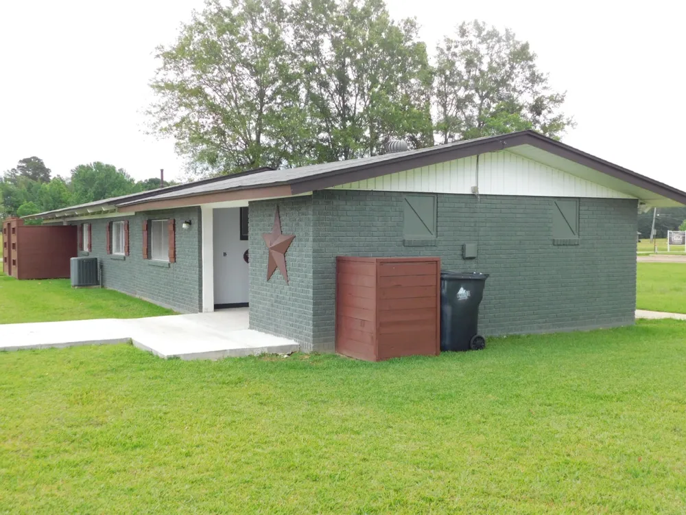 300 S Main Street Springhill, LA 71075