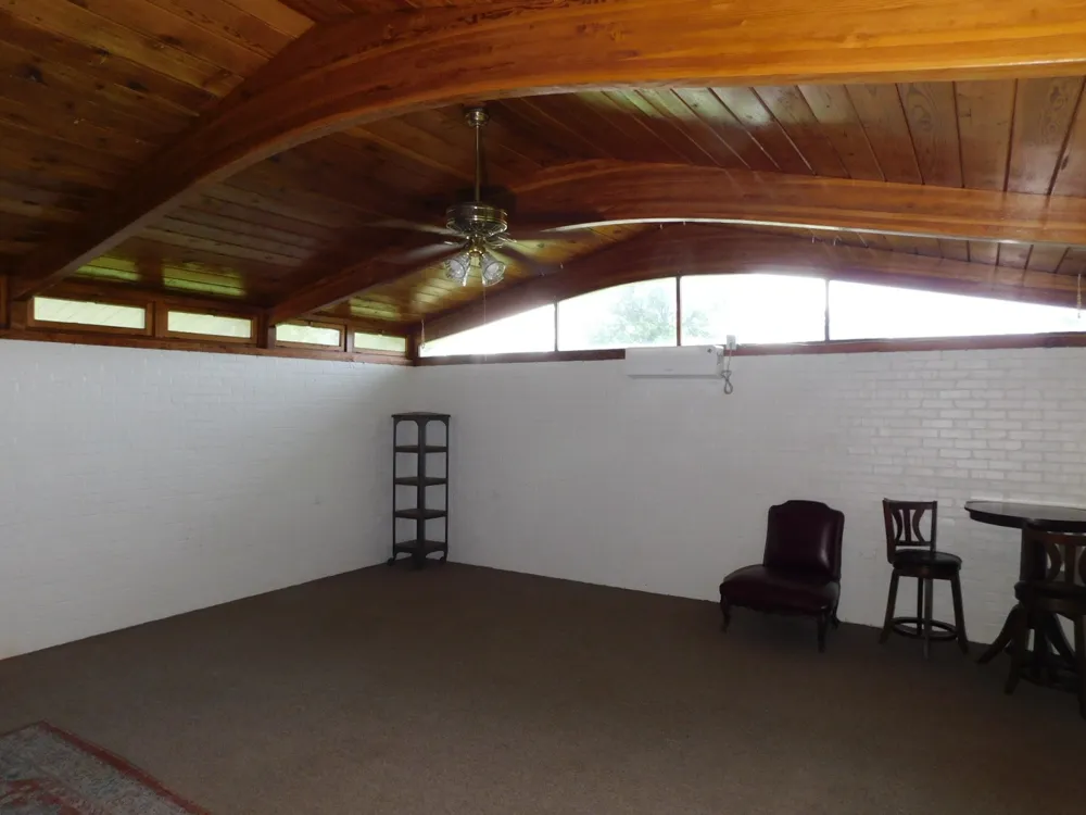 300 S Main Street Springhill, LA 71075