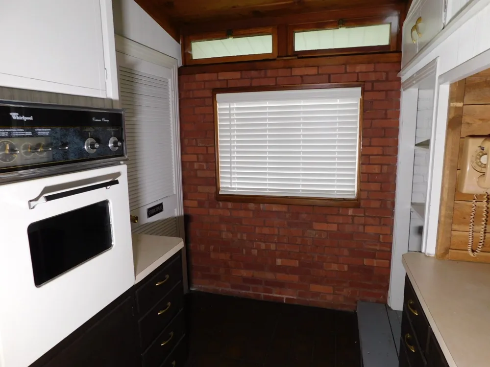 300 S Main Street Springhill, LA 71075