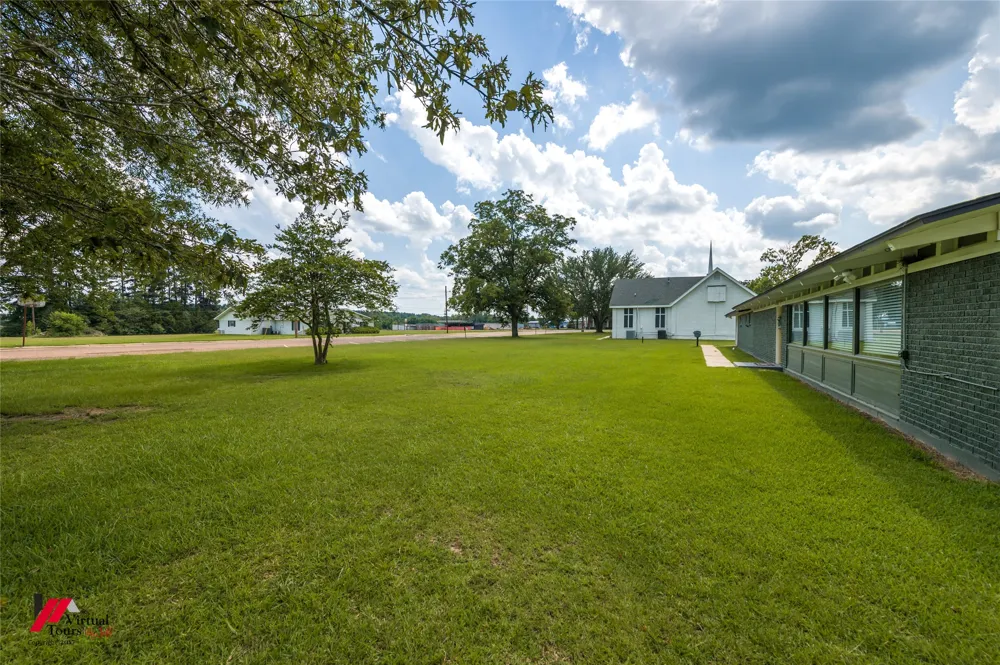 300 S Main Street Springhill, LA 71075