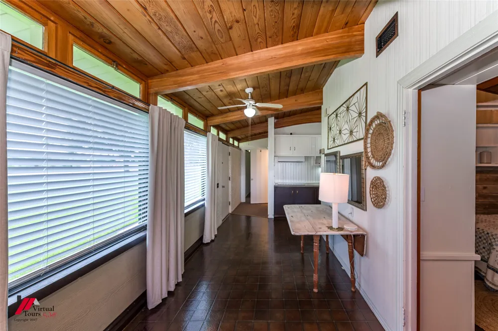 300 S Main Street Springhill, LA 71075