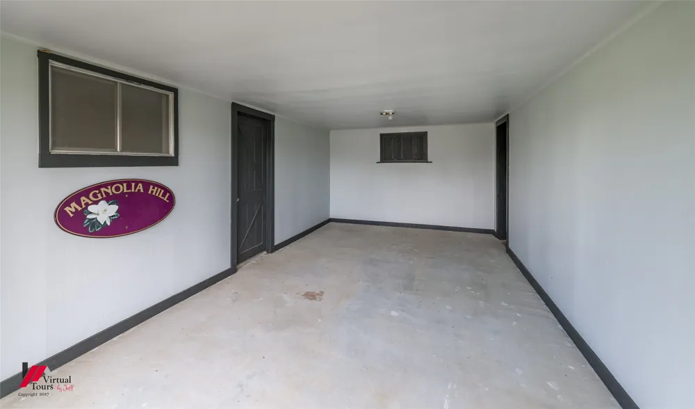 300 S Main Street Springhill, LA 71075