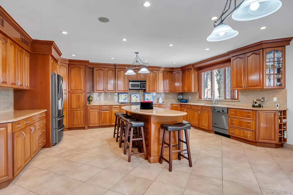 18042 Aberdeen Road Jamaica, NY 11432
