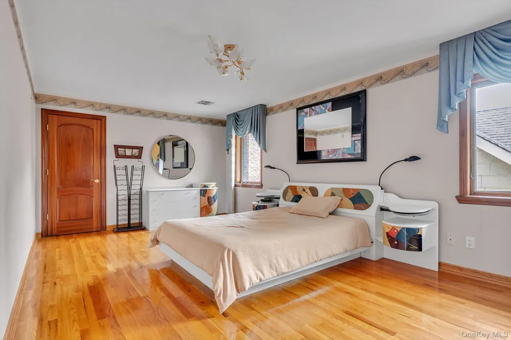 18042 Aberdeen Road Jamaica, NY 11432