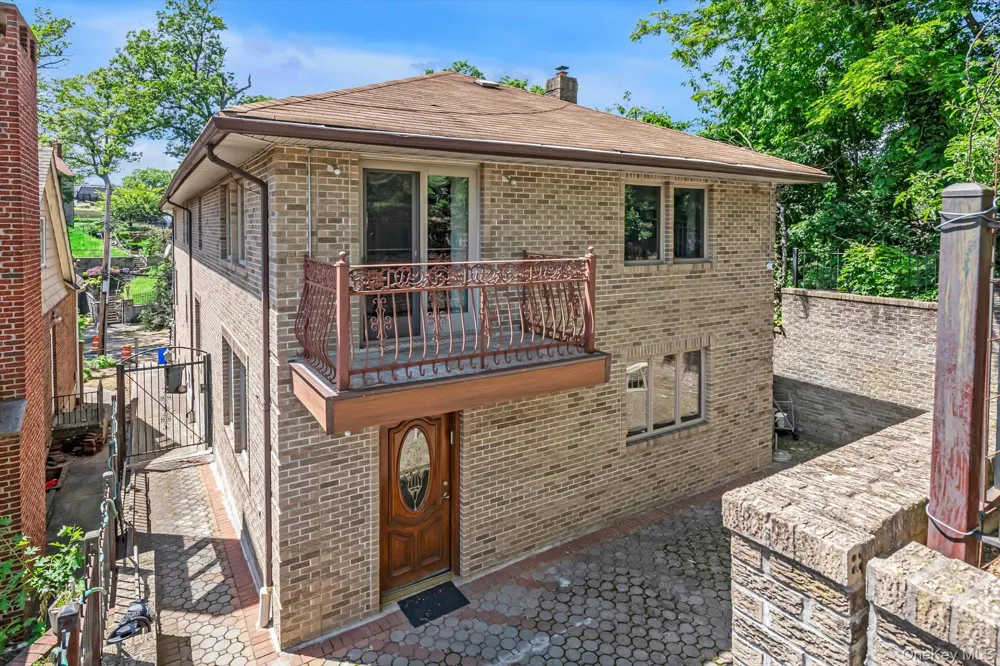 18042 Aberdeen Road Jamaica, NY 11432