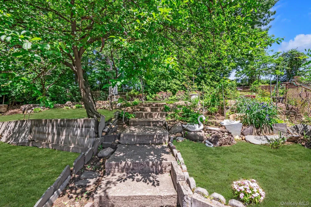 18042 Aberdeen Road Jamaica, NY 11432