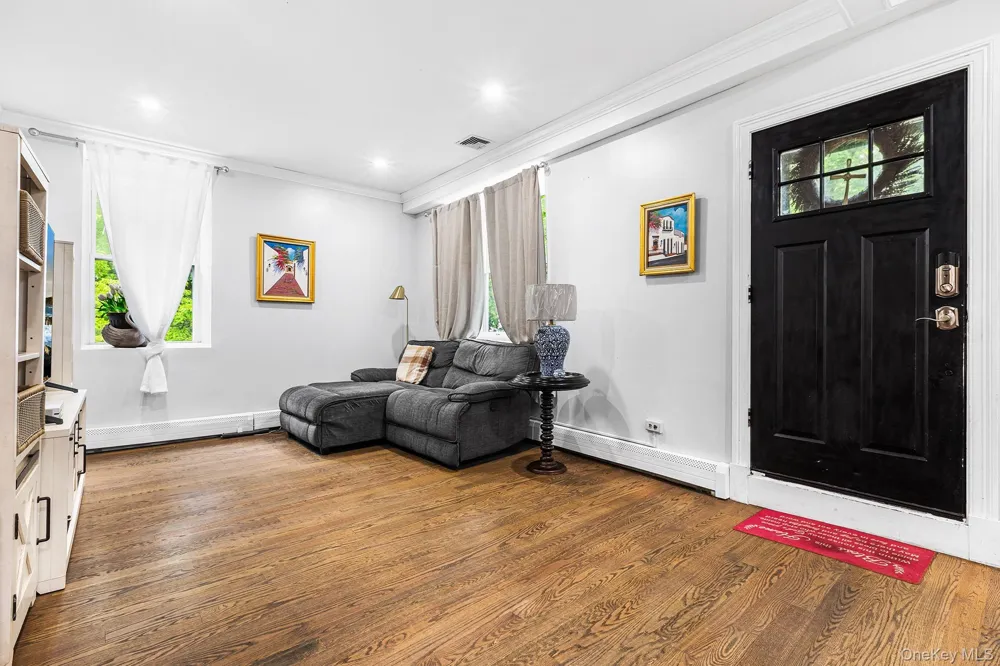 11 Forest Place Lake Peekskill, NY 10537