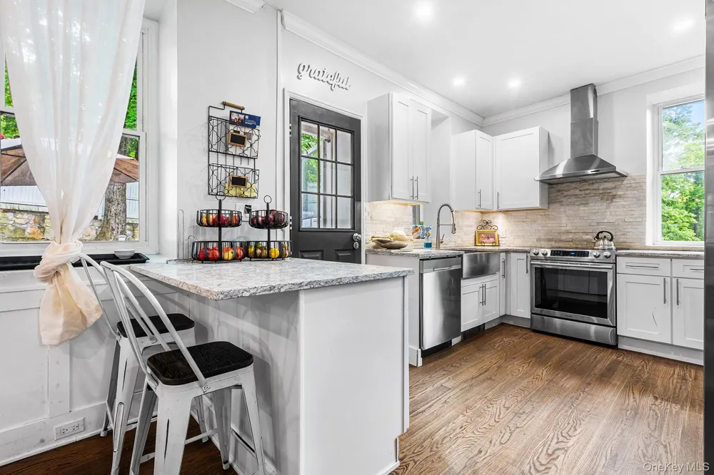 11 Forest Place Lake Peekskill, NY 10537