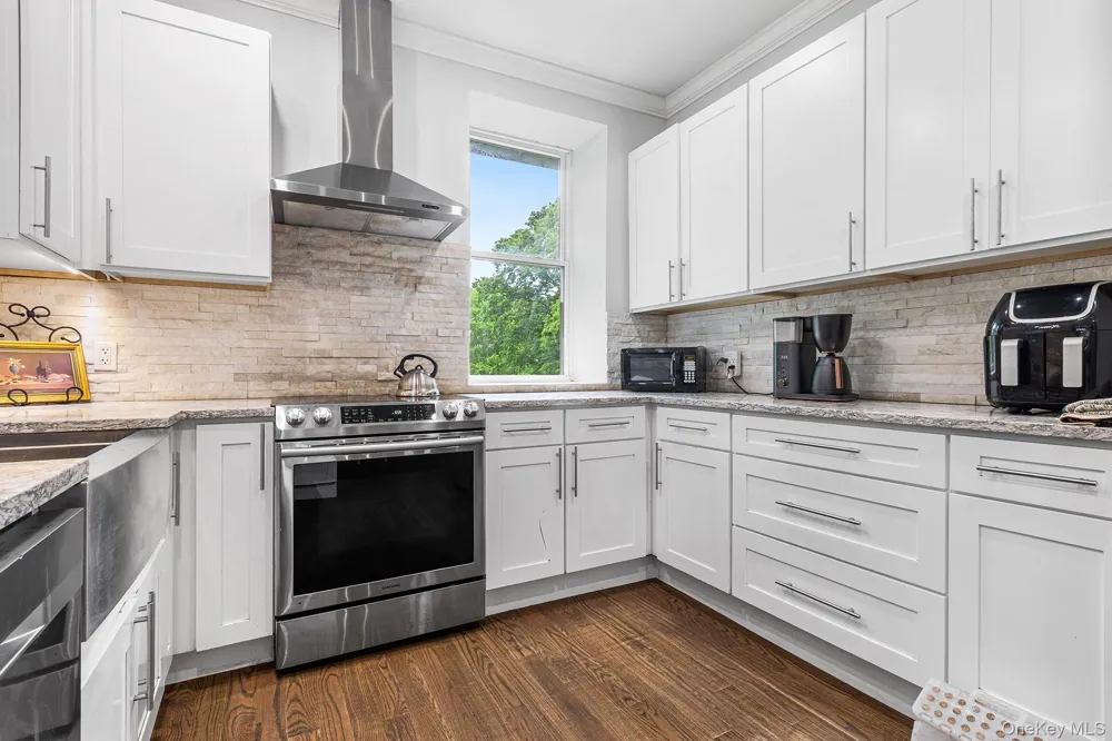 11 Forest Place Lake Peekskill, NY 10537