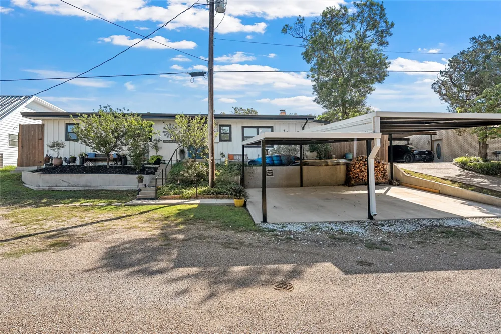 148 County Road 1303 Morgan, TX 76671