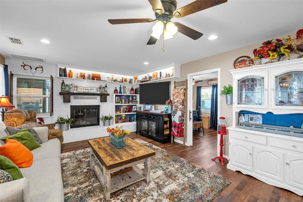148 County Road 1303 Morgan, TX 76671