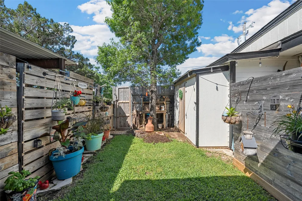 148 County Road 1303 Morgan, TX 76671