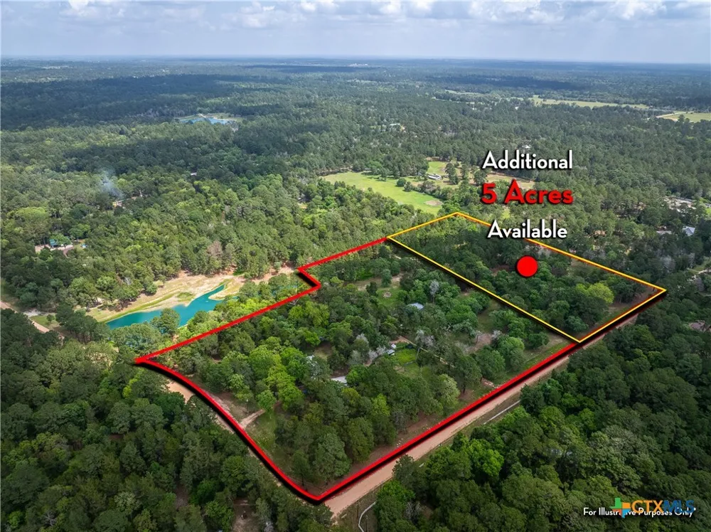 1055 Beech Crest Columbus, TX 78950