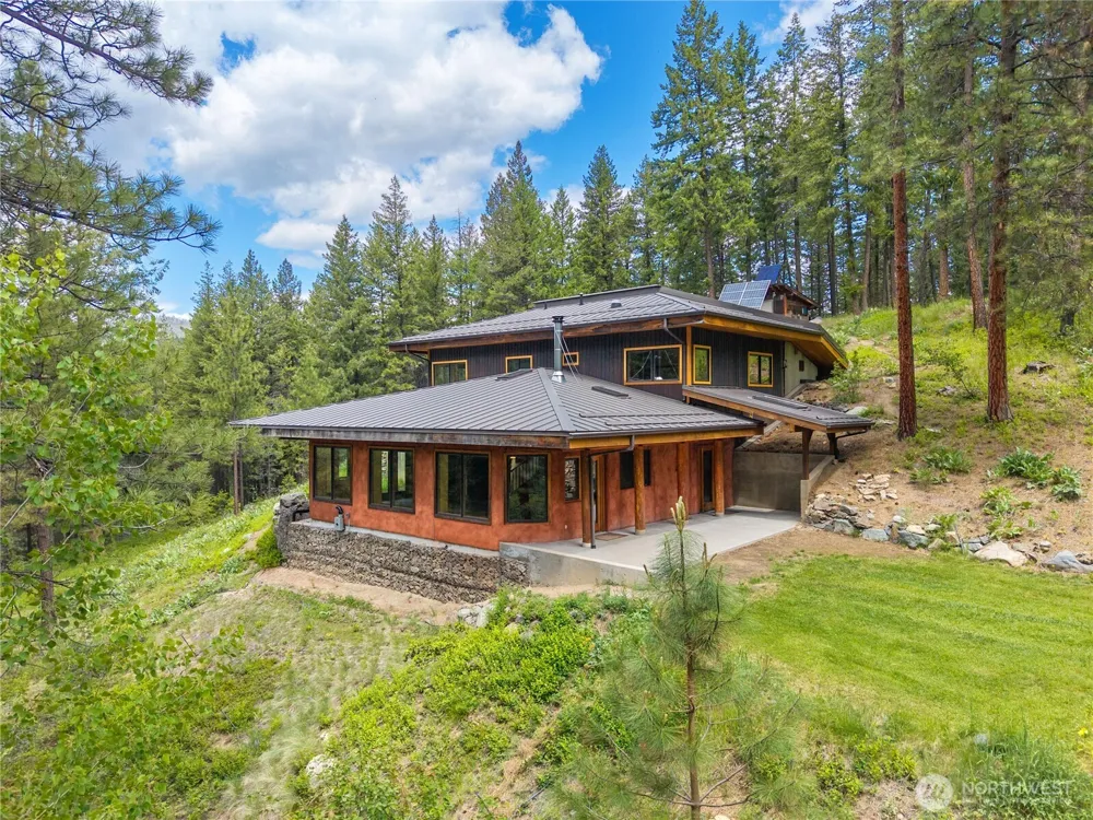 12 Tuckaway Road Twisp, WA 98856