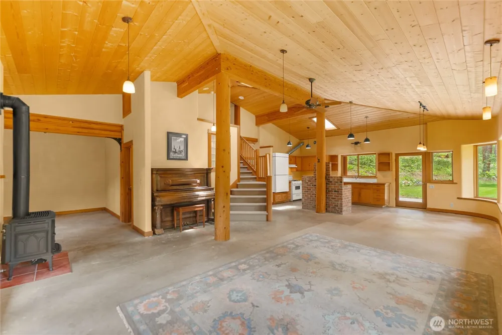 12 Tuckaway Road Twisp, WA 98856