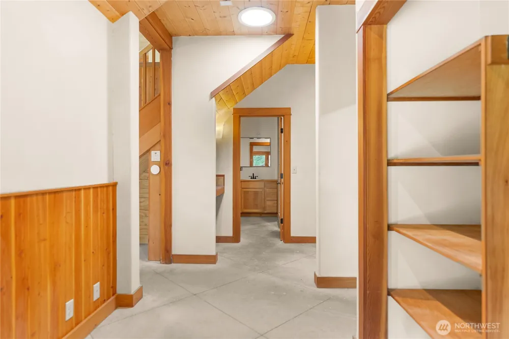 12 Tuckaway Road Twisp, WA 98856