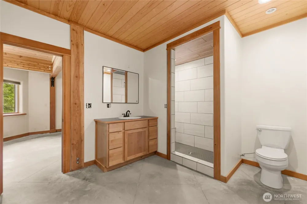 12 Tuckaway Road Twisp, WA 98856