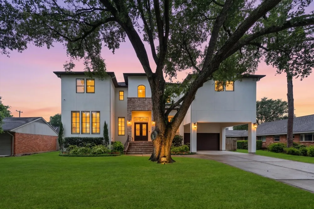 4927 Jason Street Houston, TX 77096