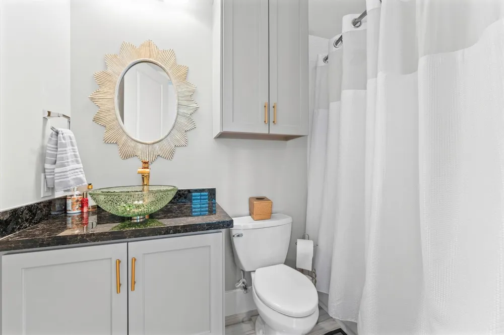 4927 Jason Street Houston, TX 77096