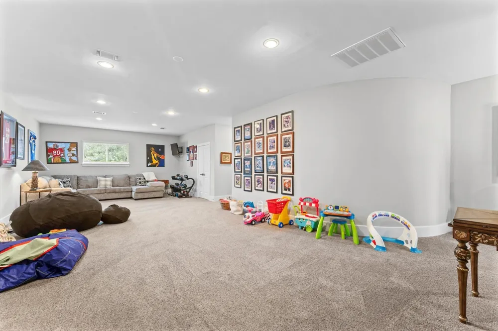 4927 Jason Street Houston, TX 77096