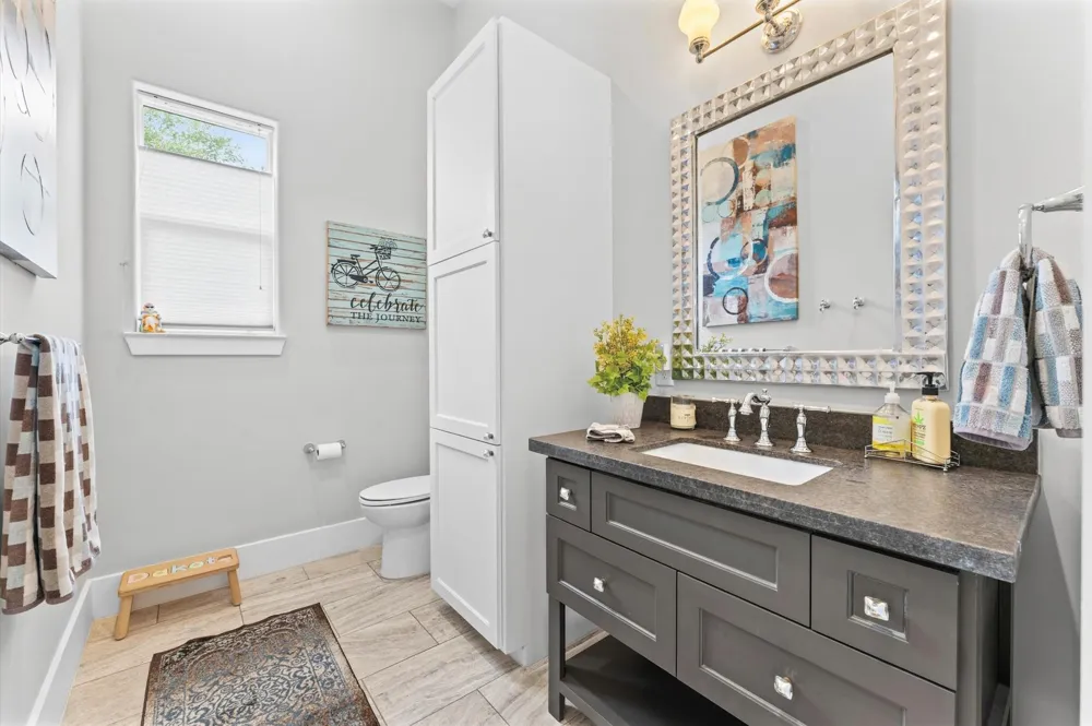 4927 Jason Street Houston, TX 77096