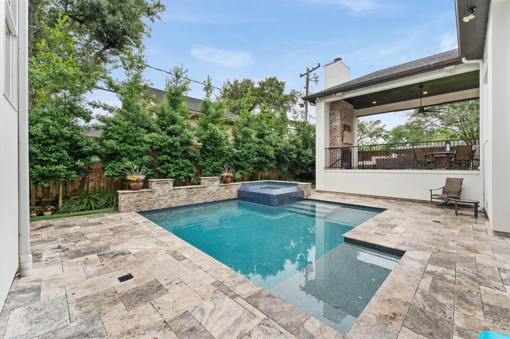 4927 Jason Street Houston, TX 77096