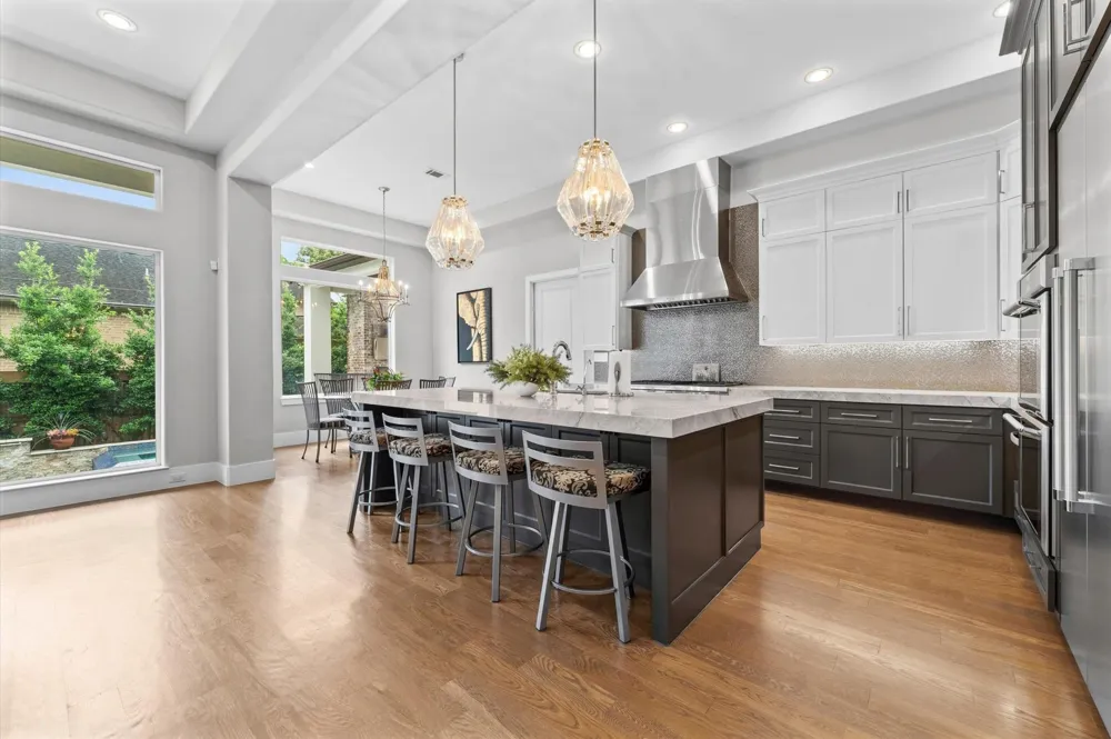 4927 Jason Street Houston, TX 77096