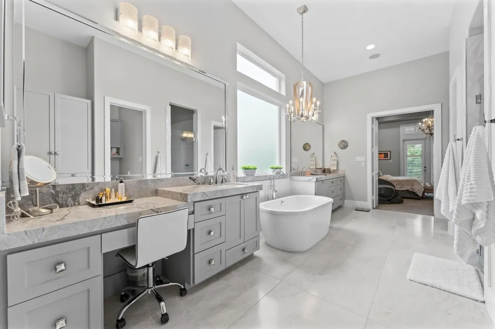 4927 Jason Street Houston, TX 77096