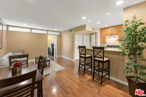 5257 Radford Avenue #103