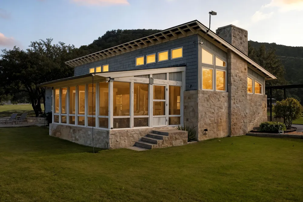 415 Frio Canon Trail Leakey, TX 78873
