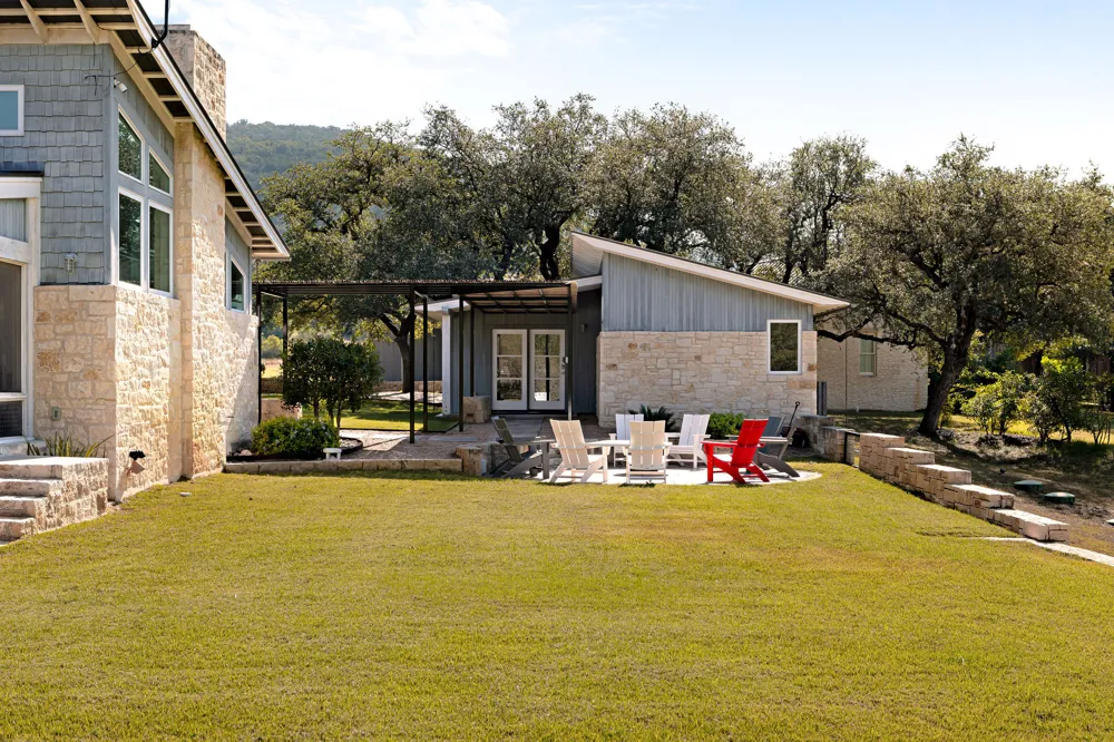 415 Frio Canon Trail Leakey, TX 78873