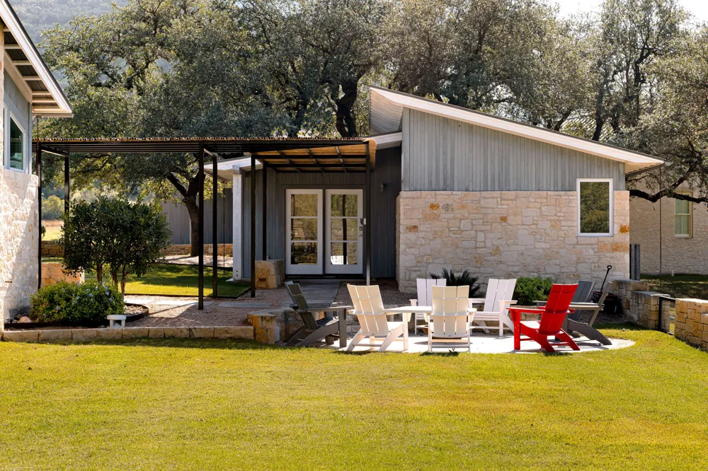 415 Frio Canon Trail Leakey, TX 78873