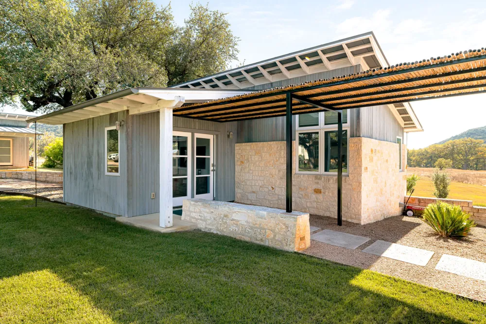 415 Frio Canon Trail Leakey, TX 78873