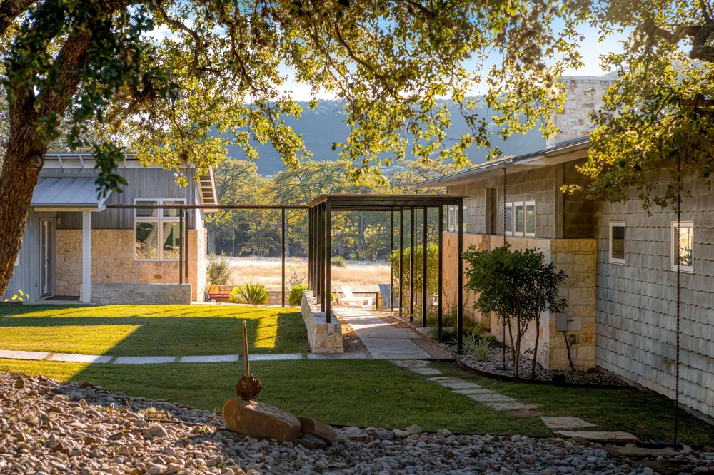 415 Frio Canon Trail Leakey, TX 78873