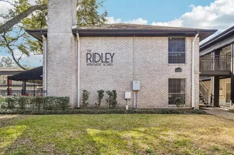 2815 Greenridge Drive #2-121